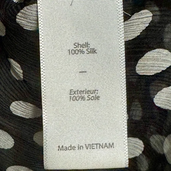 Elizabeth and James 100% Silk Black and White Polka Dot Button Front Blouse Top - Picture 12 of 15